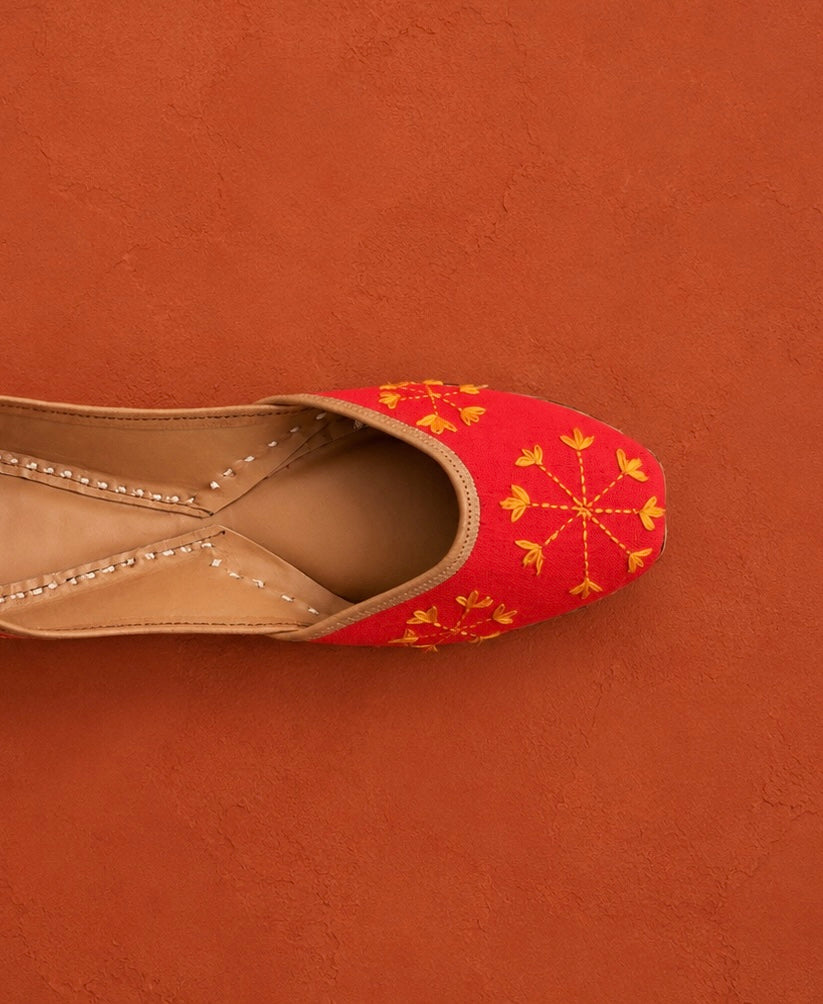 Phulkari Jutti