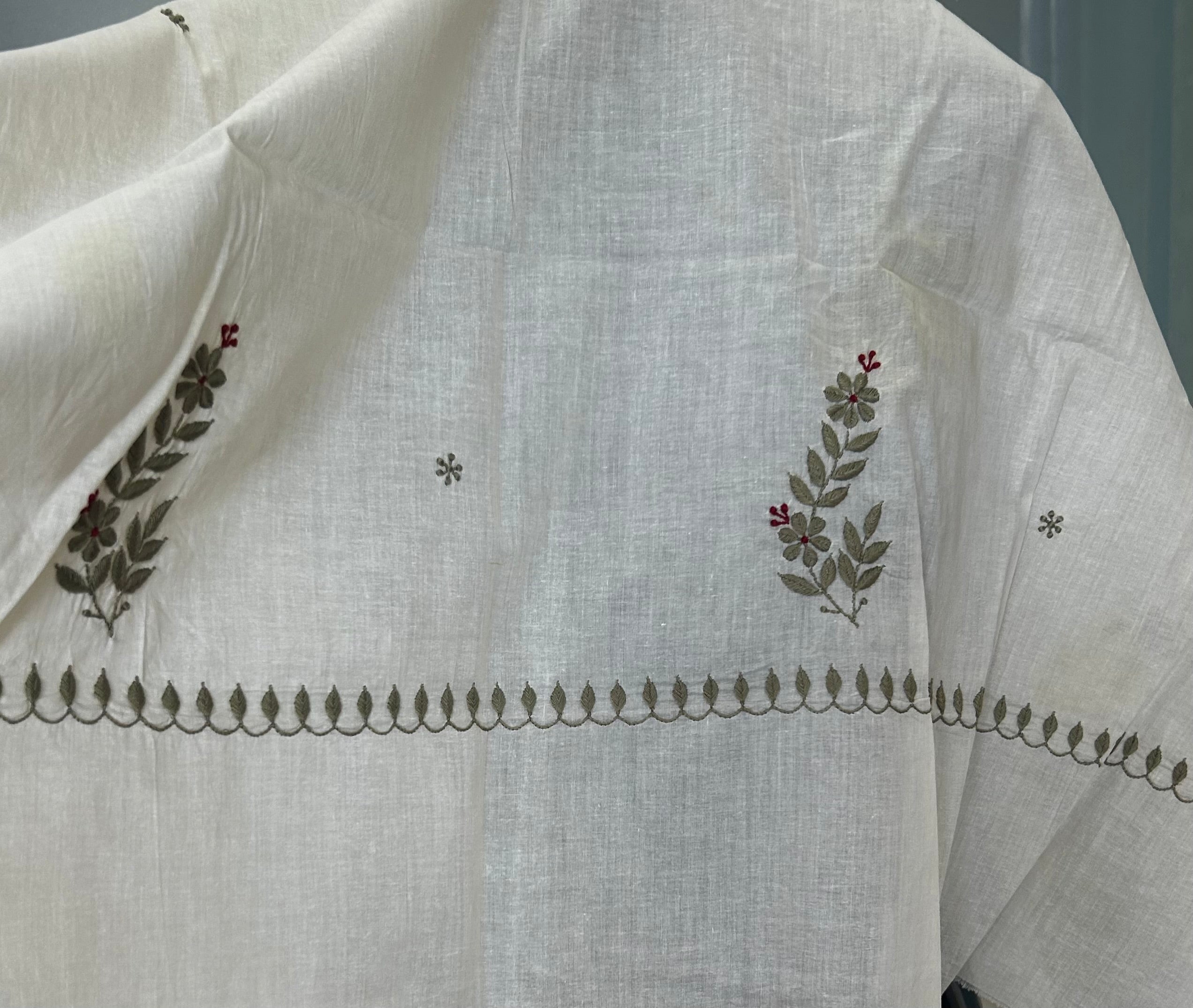 White Cotton Chikankari Dupatta